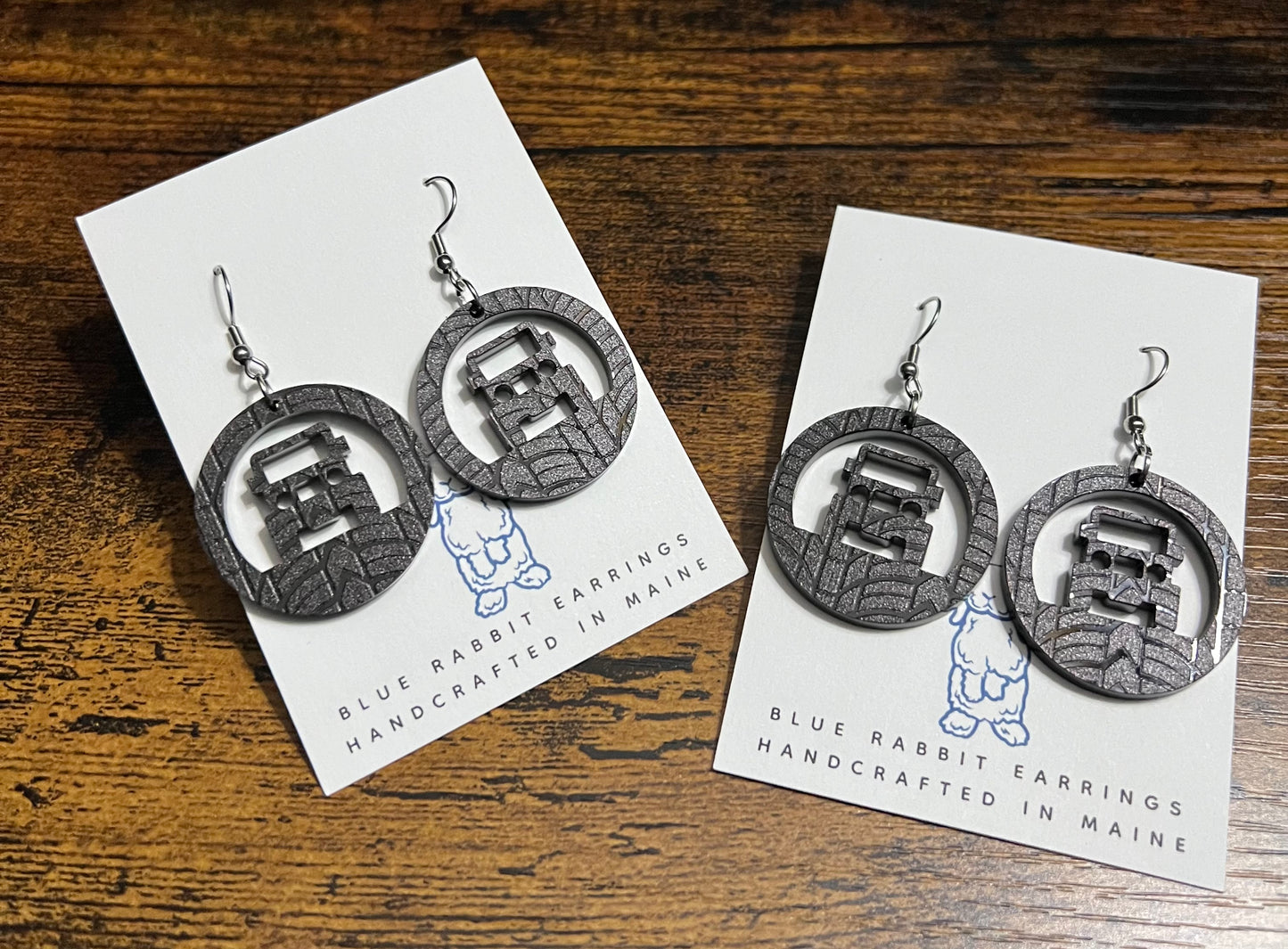 Beep Beep! •|||||||•Acrylic Tire Tread Earrings